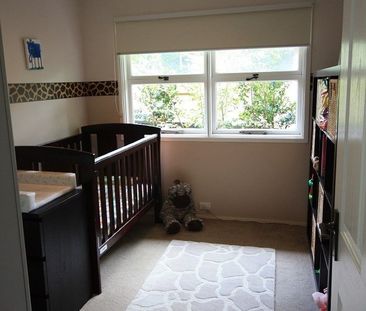 Charming Family Home - Photo 6