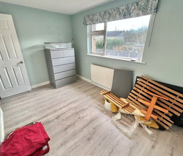 Helm Close - Photo 3