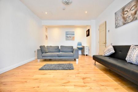 5 bedroom terraced house to rent - Photo 2