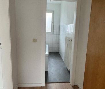 ERSTBEZUG NACH RENOVIERUNG - 2,5 ZIMMER WOHNUNG IN BOTTROP - Photo 4