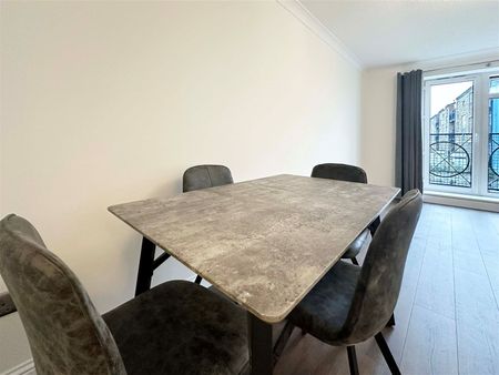 Apartment 13, Traders Wharf, Dublin 8, Dublin - Photo 4