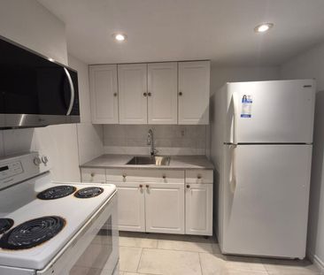 For Lease - 6080 Featherhead Crescent Unit# Lower, Mississauga, Ont... - Photo 1