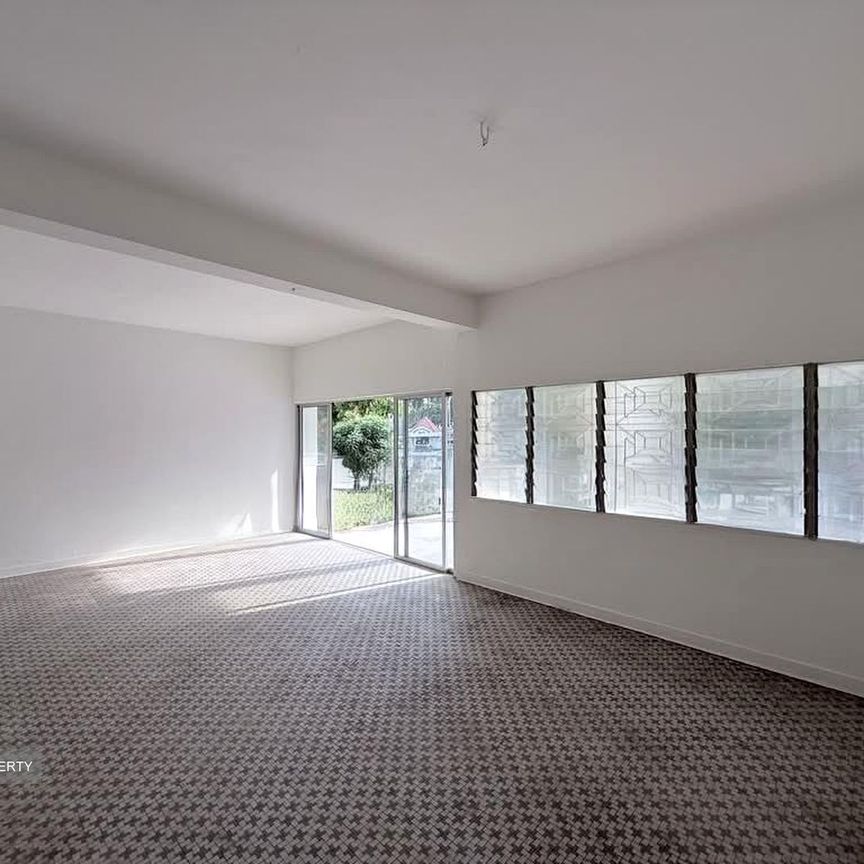 Mandarin Park (D21), Semi-Detached - For Rent - Photo 1