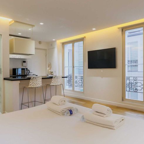 Rue de la Chaussée d'Antin - Photo 1