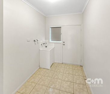 2/47 North Street, Hadfield, Vic 3046 - Photo 5