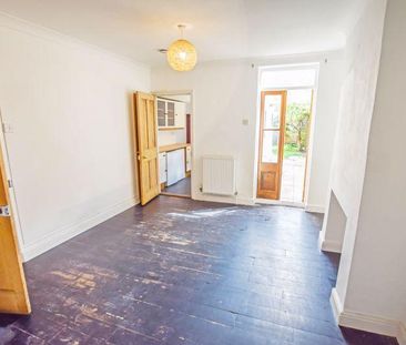 3 bedroom terraced house to rent - Photo 3