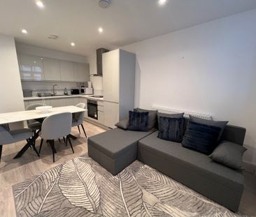 Sloane House, Aylesbury, New Street - Photo 3