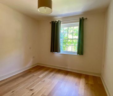 5 bedroom detached house to rent - Photo 1