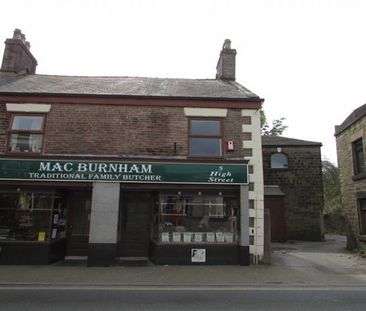 High Street, Chapel-En-Le-Frith - Photo 1