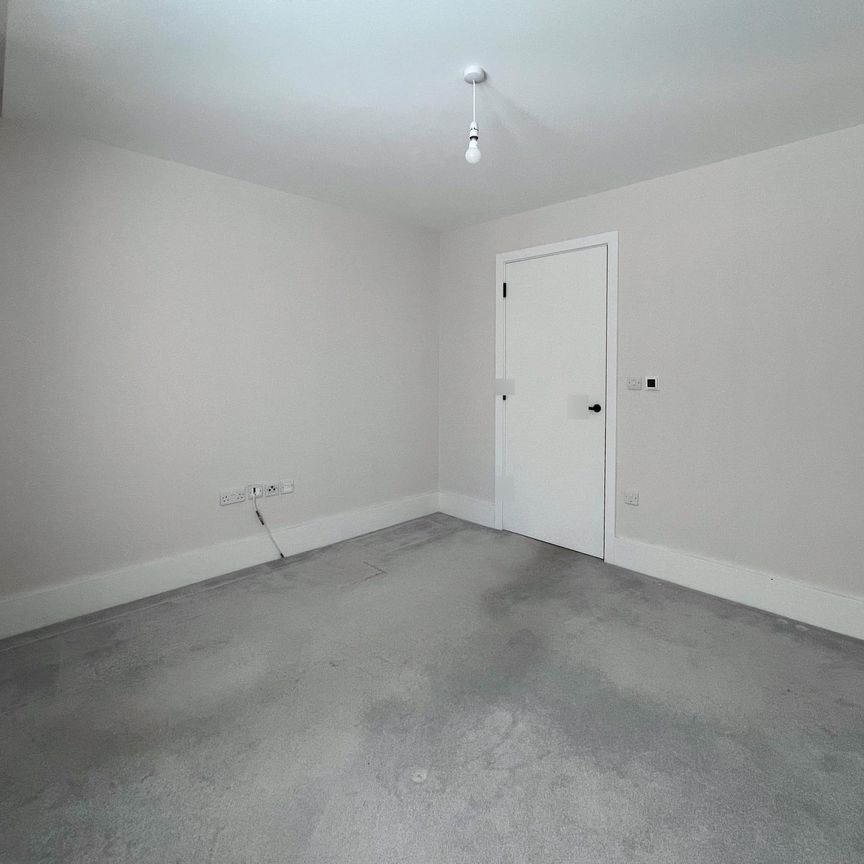 Cambridge Place - Photo 1