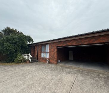 2/16 Herald Street, Cheltenham - Photo 3