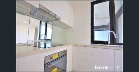 Urban living in the heart of Brunswick - Photo 5