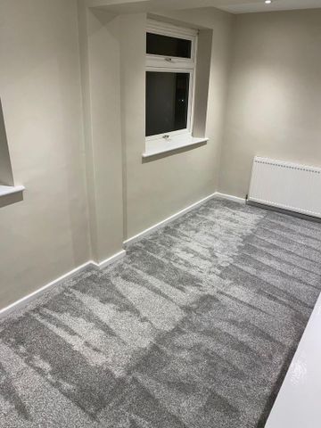 4 bedroom semi-detached house to rent - Photo 2