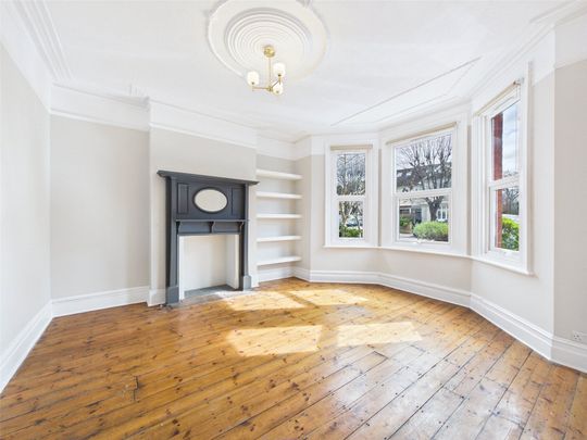 Palewell Park, London, SW14 - Photo 1