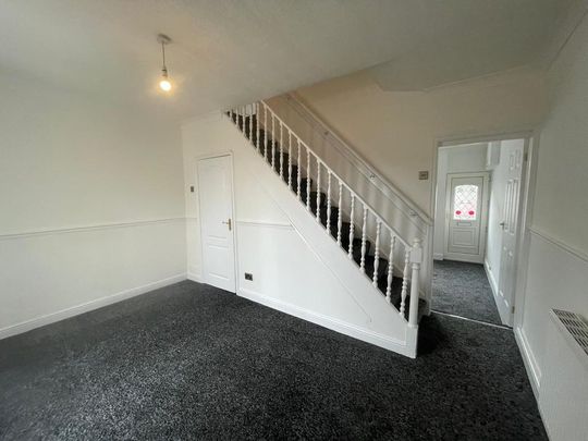 2 bedroom terraced house to rent - Photo 1