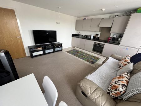 1 bedroom apartment to rent - Photo 2