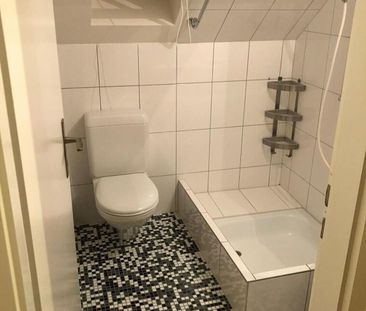 4.5-room maisonette apartment with private suite Located in the cen... - Photo 6