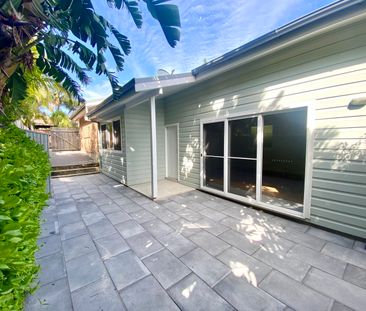 13A Banksia Street, Dee Why NSW 2099 - House For Rent | Domain - Photo 1