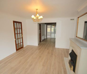 3 bedroom detached house to rent - Photo 5