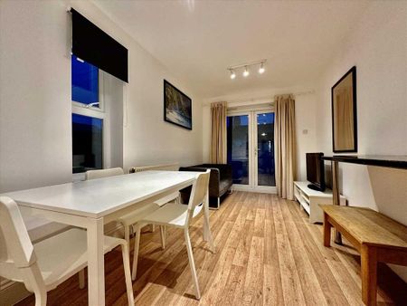 4 bedroom house to rent - Photo 2