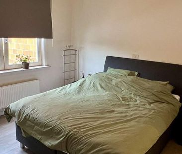 Appartement te huur in Ronse voor € 700 met 2 slaapkamers - Photo 3