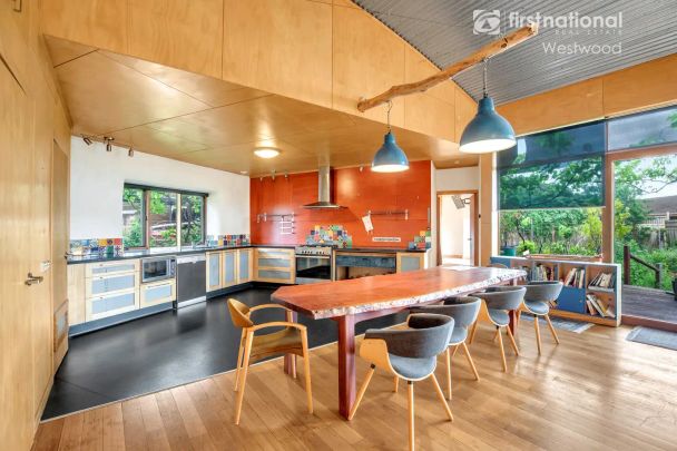 35 Centre Avenue, Werribee VIC 3030 - Photo 1