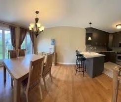 Appartement, logement à louer 41/2 pièces meublées, chauffé éclairé... - Photo 3