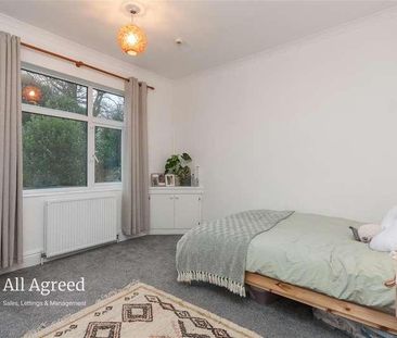 The Old Pond, Ilkeston Road, Marlpool, DE75 - Photo 4