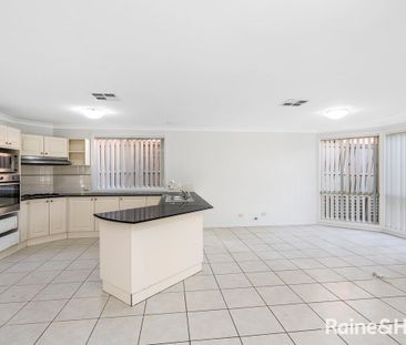 113 Brampton Drive, Beaumont Hills, NSW 2155 - Photo 4