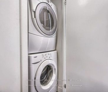 8 Gladstone Lofts - Photo 1