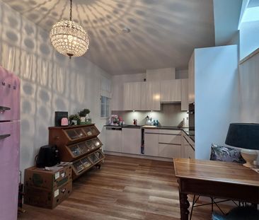 Charmante, grosszügige 4-Zimmer-Altbauwohnung mit Balkon - Photo 6