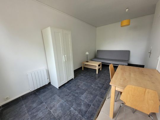 Location Appartement 1 pièce 21m² VALENCIENNES 59300 - Photo 1