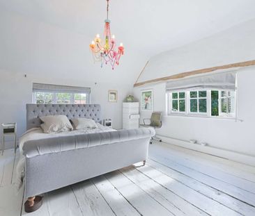 Charming period cottage with generous gardens, character features a... - Photo 5