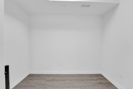 For Lease - 2300 St Clair Avenue Unit# 811, Toronto, Ontario - Photo 5
