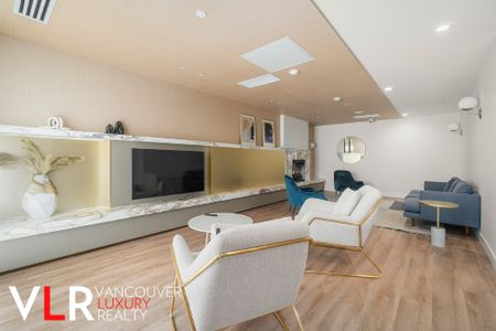 Condo in Coquitlam, BC - Photo 2