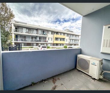 Studio Apartment + Furniture! - Photo 1