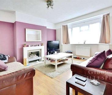 Fulham Close, Uxbridge, UB10 - Photo 3