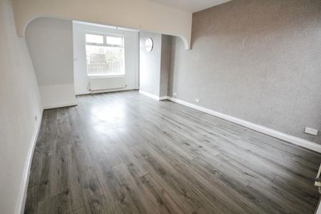 2 bedroom House To Let - Photo 2