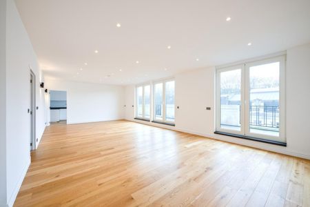 Square du bois, magnifique Penthouse 3 ch/3sdd + parking int - Photo 2