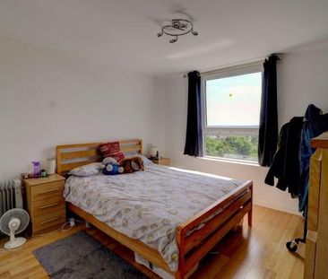 2 Bed Flat, Pierrepoint, SE25 - Photo 5