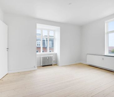 4 værelses lejlighed med altan - Foto 1