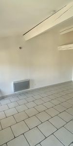 Location Appartement 1 pièce 23m² - Photo 4