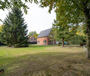 Vrijstaande ééngezinswoning met ruime tuin en garage. - Foto 3