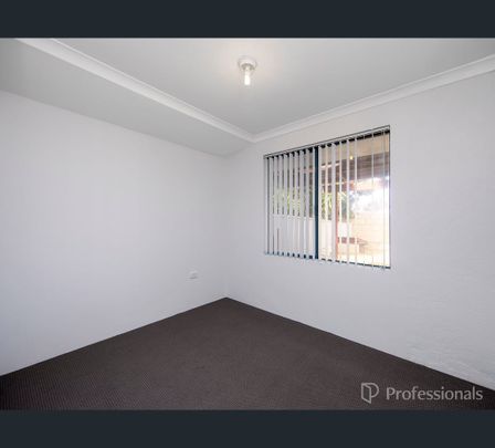 7 Kilborne Avenue, Quinns Rocks, WA 6030 - Photo 1