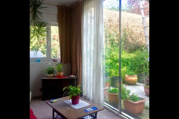 2 Bed Flat, Milnthorpe Road, W4 - Photo 1