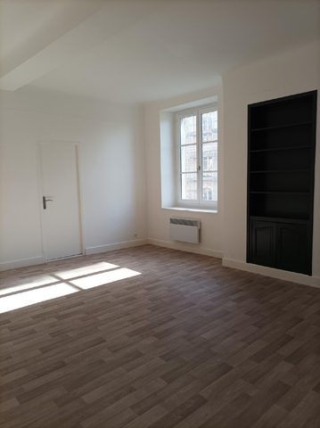 A louer T3 place de la république à louer de 3 pièce(s) sur 76 m² - Photo 2