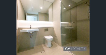 Near-new Two-Bedroom Apartment + Multimedia Room - Photo 4