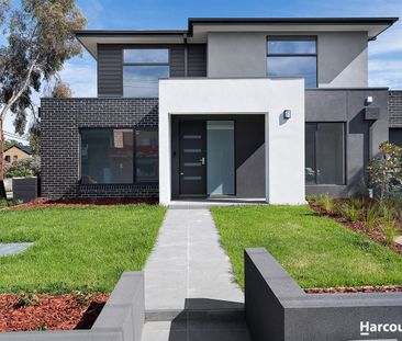 Stunning, Stylish 4-Bedroom Home! - Photo 6