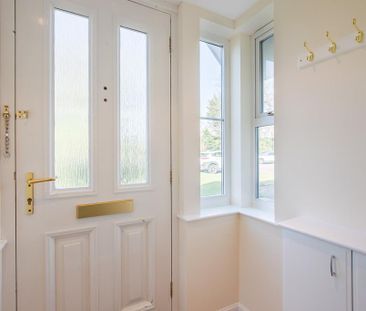 3 bedroom terraced house to rent - Photo 5