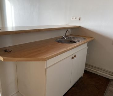 Location Appartement 3 pièces 62m² BORDEAUX 33100 - Photo 4